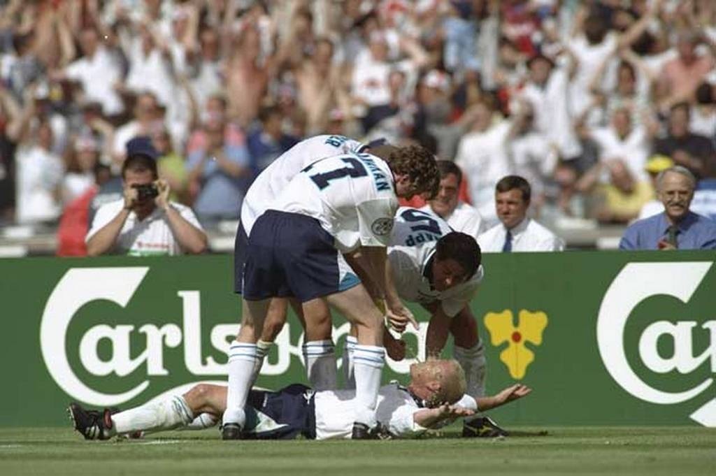 Màn ăn mừng độc đáo của Rooney trong trận thắng Tottenham