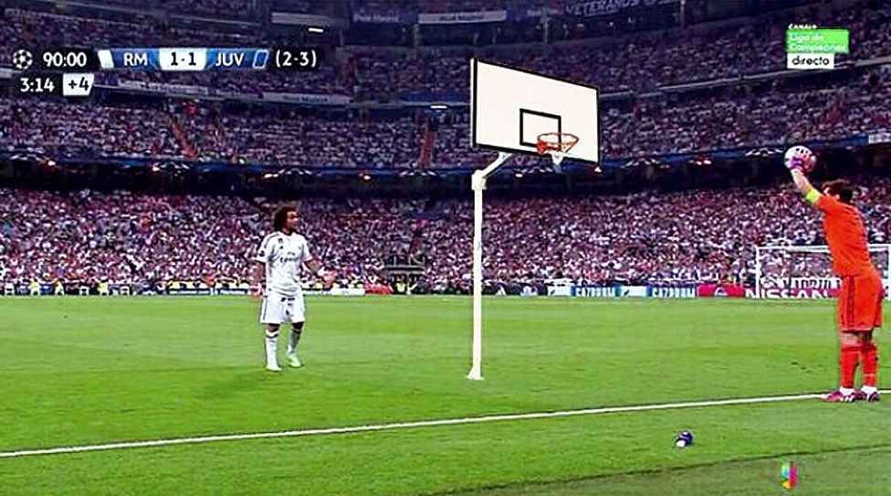 Ảnh biếm họa về thất bại cay đắng của Real Madrid - 1 Pha ném biên lỗi của Casillas ở những phút
cuối trận là đề tài được khai thác nhiều.