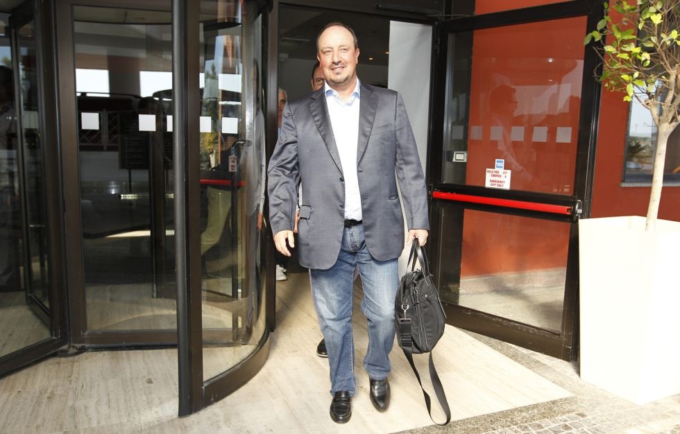 Benitez nhanh chóng trở về Madrid - 1 Benitez đã sẵn sàng cho việc kế nhiệm
Ancelotti
