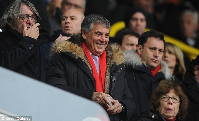 David Dein là người đã bổ nhiệm Wenger làm huấn luyện viên trưởng Arsenal