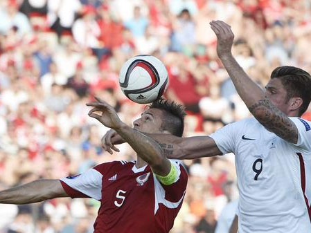 Pháp thua sốc trước Albania bởi siêu phẩm đá phạt - 1 Pháp nhận thất bại ê chề trước Albania