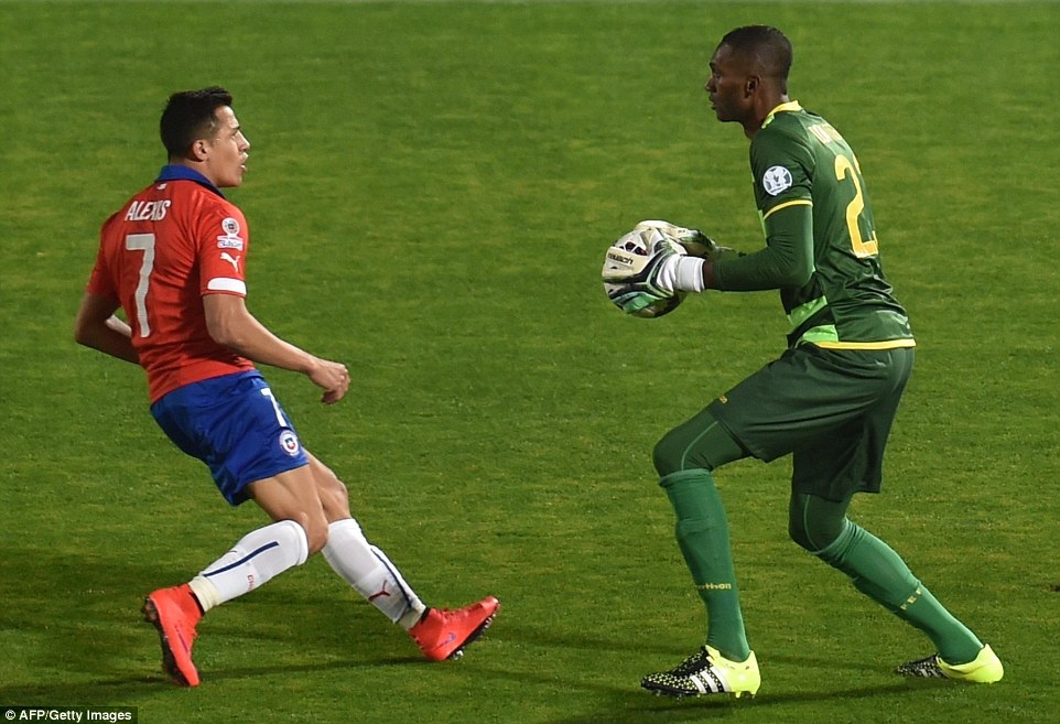 Alexis có một trận đấu khá kém duyên