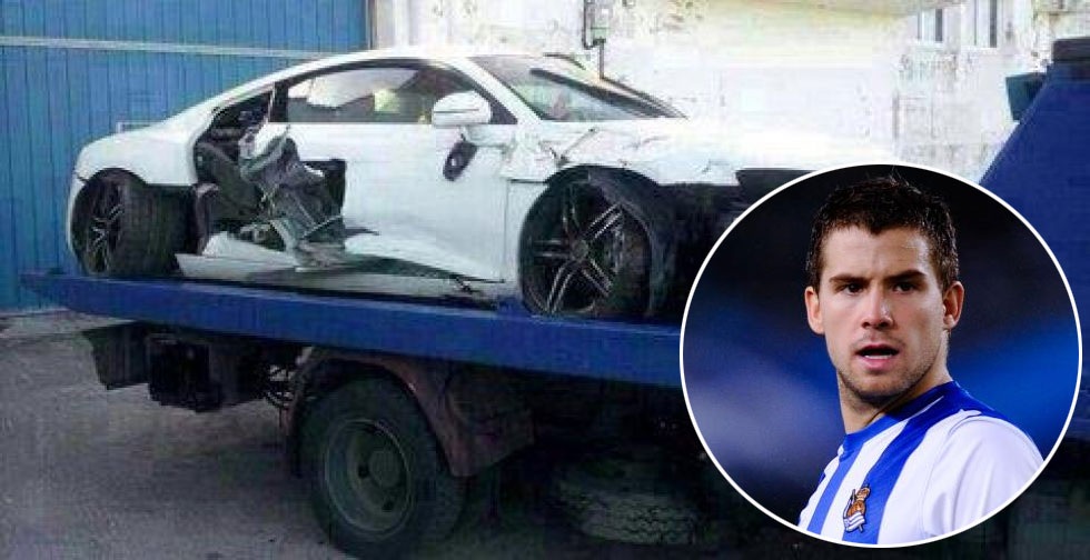 Vidal, C.Ronaldo và những ngôi sao bóng đá biến siêu xe thành sắt vụn - 2 Vidal, C.Ronaldo và những ngôi sao bóng đá biến siêu xe thành sắt vụn