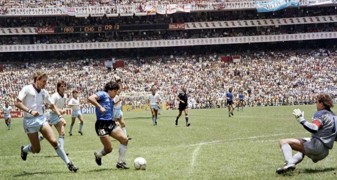 Diego Maradona: Thiên thần và ác quỷ - 2 Bàn thắng đẹp nhất thế kỷ XX
