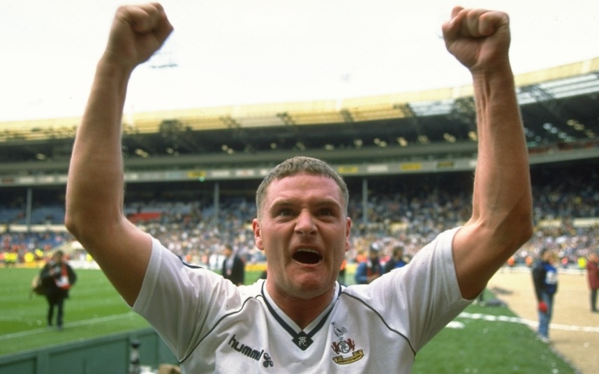 Điểm mặt những ngôi sao lớn MU từng mua hụt - 2 Paul Gascoigne