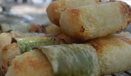 Chuối nếp nướng - món ăn đường phố ngon nhất thế giới