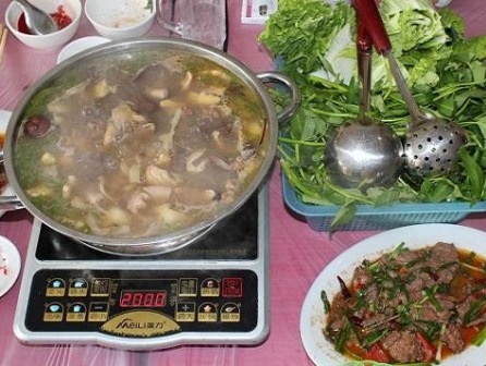 Rượu ngô, thắng cố mặn nồng - 2 Thắng cố có mặt tại các nhà hàng