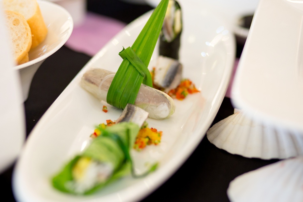 Đã mắt, ngon miệng với vòng loại “Chiếc thìa vàng 2015” tại Cần Thơ - 4 Món gỏi cuốn cá trích tam vị
