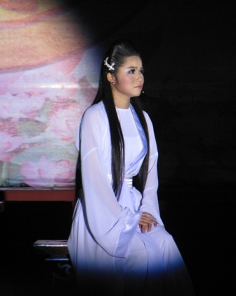 Chia đều cho “Giọt máu oan cừu” và “Mệnh đế vương” - 7 Chia đều cho “Giọt máu oan cừu” và “Mệnh đế vương” - 7