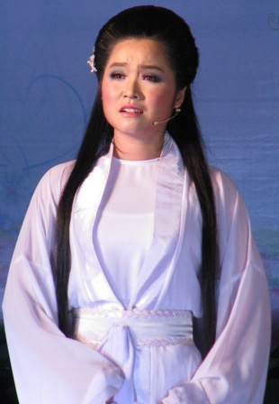 Chia đều cho “Giọt máu oan cừu” và “Mệnh đế vương” - 6 Chia đều cho “Giọt máu oan cừu” và “Mệnh đế vương” - 6
