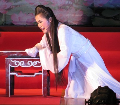 Chia đều cho “Giọt máu oan cừu” và “Mệnh đế vương” - 9 Chia đều cho “Giọt máu oan cừu” và “Mệnh đế vương” - 9