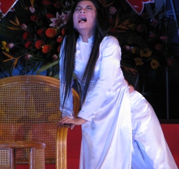 Ấn tượng vai nữ sinh nghiện ma túy - 5 Ấn tượng vai nữ sinh nghiện ma túy - 5