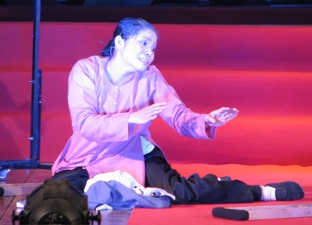 Đêm của những giọt nước mắt khóc cho "nỗi đau số phận" - 2