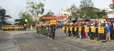 Mít tinh kỷ niệm ngày toàn dân phòng cháy chữa cháy - 5