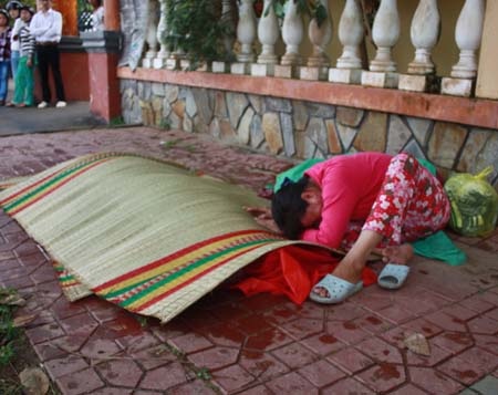 Đứt cáp công trình, 3 người chết, 2 người nguy kịch - 3 Đứt cáp công trình, 3 người chết, 2 người nguy kịch - 3