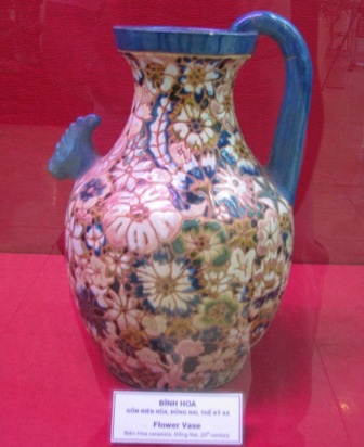 Đặc sắc hơn 200 di vật gốm Việt Nam - 12