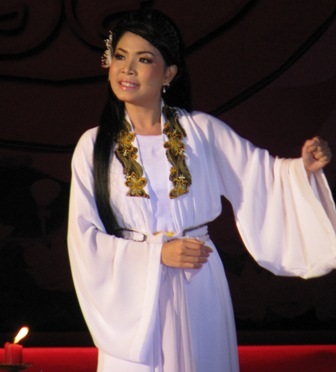 Đêm của những giọt nước mắt khóc cho "nỗi đau số phận" - 11