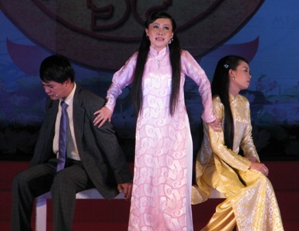 Đêm của những giọt nước mắt khóc cho "nỗi đau số phận" - 21