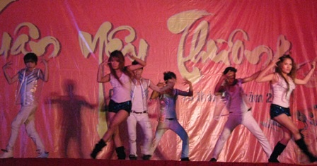 Ấp ám xuân yêu thương vì người nghèo đón Tết - 9