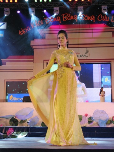 Người đẹp “khoe” ba vòng gợi cảm trong phần thi áo tắm - 6 Người đẹp “khoe” ba vòng gợi cảm trong phần thi áo tắm