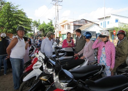 Nam sinh viên mất tích khi nhảy sông cứu bạn tự tử