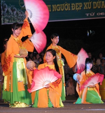 Tưng bừng "lễ hội đường phố" trên xứ dừa - 5 Tưng bừng lễ hội đường phố trên xứ dừa