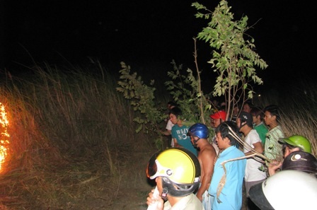 Cháy lớn làm “náo loạn” khu dân cư gần cầu Cần Thơ - 6