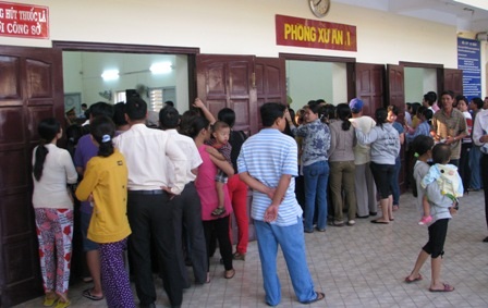 Vợ nhà báo Hoàng Hùng nhận án tù chung thân