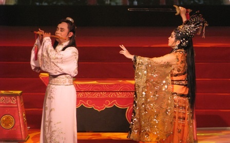 Dấu ấn cho những vai nàng công chúa, bà hoàng hậu uy quyền - 8 Dấu ấn cho những vai nàng công chúa, bà hoàng hậu uy quyền - 8