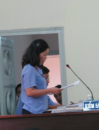 Toàn cảnh phiên tòa xử vụ nhà báo Hoàng Hùng bị đốt - 23 Toàn cảnh phiên tòa xử vụ nhà báo Hoàng Hùng bị đốt