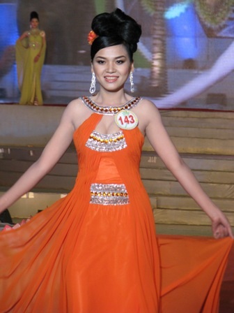 29 mỹ nữ “đua sắc” tại “Người đẹp xứ dừa” - 4 29 mỹ nữ “đua sắc” tại “Người đẹp xứ dừa”