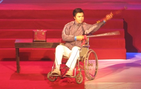 Ứng cử viên “vàng” giải triển vọng cho “màn diễn độc thoại trên xe lăn” - 4 Ứng cử viên “vàng” giải triển vọng cho “màn diễn độc thoại trên xe lăn” - 4