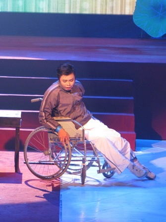 Ứng cử viên “vàng” giải triển vọng cho “màn diễn độc thoại trên xe lăn” - 7 Ứng cử viên “vàng” giải triển vọng cho “màn diễn độc thoại trên xe lăn” - 7
