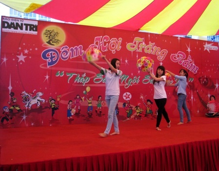 ...diễn tập văn nghệ