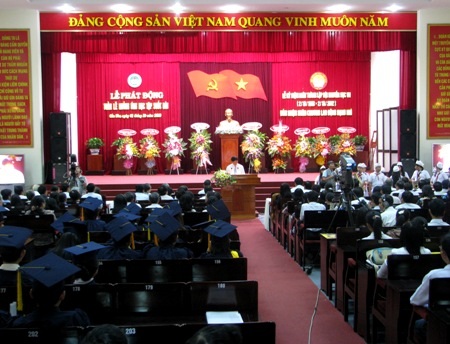 Hội Khuyến học TP Cần Thơ đón nhận Huân chương Lao động hạng Nhì - 1 Tưng bừng kỷ niệm 16 năm Ngày Khuyến học Việt Nam