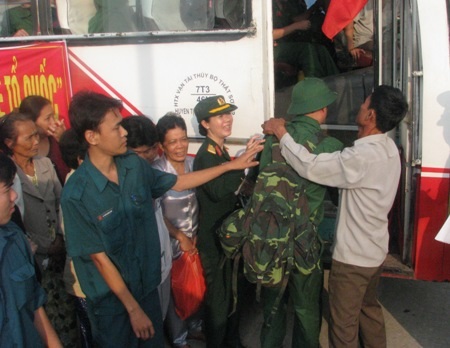 Bịn rịn tình cha.