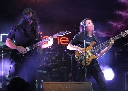 Các chiến binh UnlimiteD mang đến sự bùng nổ tại đêm diễn.