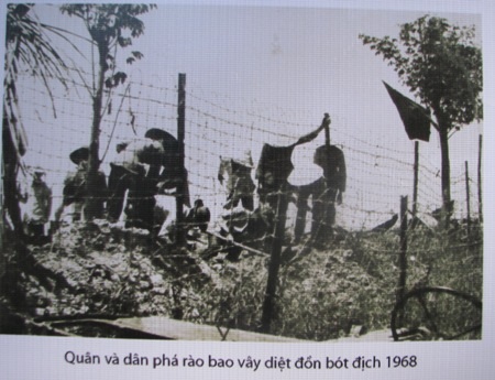 Những hình ảnh quý báu cuộc tổng tiến công xuân Mậu Thân 1968 ở Tây Nam Bộ - 18 Những hình ảnh trắng đen quý báu ghi lại thời khắc lịch sử năm 1968 ở Tây Nam Bộ.