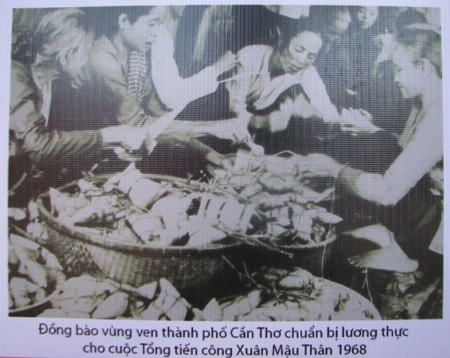 Những hình ảnh quý báu cuộc tổng tiến công xuân Mậu Thân 1968 ở Tây Nam Bộ - 2 Những hình ảnh trắng đen quý báu ghi lại thời khắc lịch sử năm 1968 ở Tây Nam Bộ.