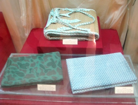 Chiếu, mền của các chị em phụ nữ Cần Thơ dùng trong thời kháng chiến.