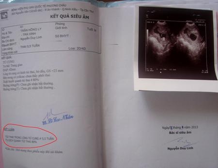 Bà Trần Hồng Ly trong một buổi tiếp xúc với PV