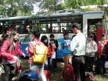 Sĩ tử về Cần Thơ dự thi ĐH.