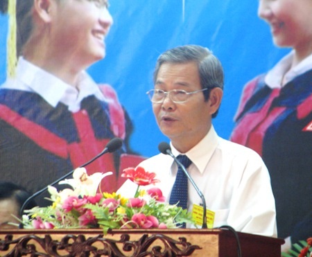 Tuyên dương 123 gia đình, dòng họ hiếu học tiêu biểu năm 2013 - 4 Phó Chủ tịch Hội Khuyến học Việt Nam Phạm Thanh Phong phát biểu chỉ đạo tai đại hội.