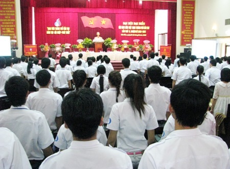 Hội Sinh viên Cần Thơ mặc niệm Đại tướng Võ Nguyên Giáp - 1 Các đại biểu SV TP Cần Thơ mặc niệm Đại tướng Võ Nguyên Giáp trước khi tiến hành Đại hội.