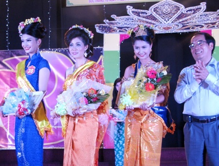 Thiếu nữ miền Tây "khoe" trang phục 3 dân tộc Kinh- Hoa- Khmer - 14 Thí sinh đạt giải nhì (