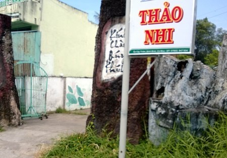 Nữ tiếp viên “tố” bị đại gia thủy sản hành hung - 1 Quán Thảo Nhi- nơi xảy ra vụ việc.