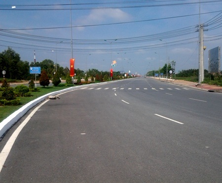Đại lộ Võ Nguyên Giáp nối đôi bờ “con đường lúa gạo Hậu Giang” - 1 Tuyến đường đẹp và to nhất Hậu Giang này sẽ là Đại lộ Võ Nguyên Giáp. (Ảnh: Huỳnh Hải)