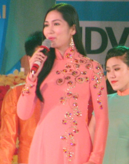 NS Như Quỳnh và NSƯT Tấn Giao với bài vọng cổ