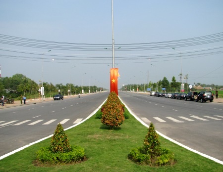 Chính thức đặt tên đại lộ lớn nhất là Đại lộ Võ Nguyên Giáp - 3 Tuyến Đại lộ này có 2 chiều lưu thông, rộng 53m.