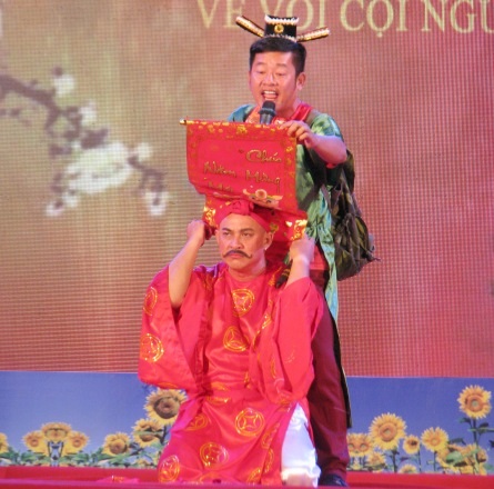 Liên khúc xuân làm rộn ràng Tết quân dân - 4 ...với màn tung hứng